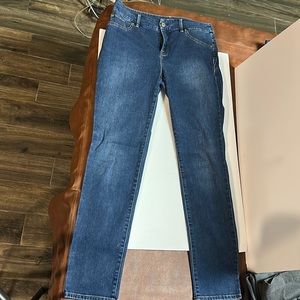 CHICO’S so slimming size 0 denim jeans